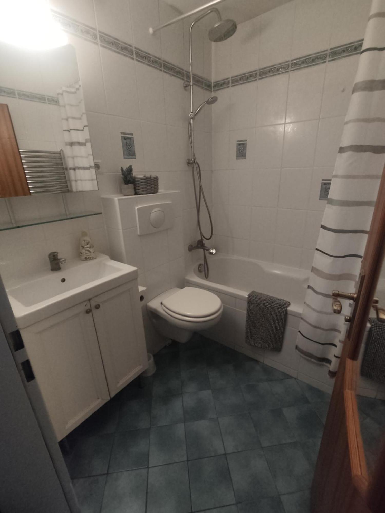 Ferienwohnung Sonnenfeld 弗赖拉辛 外观 照片
